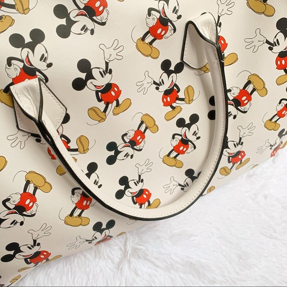 SOLD OUT ⭐️ Mickey Mouse Disney Weekender Bag - Picture 8 of 8